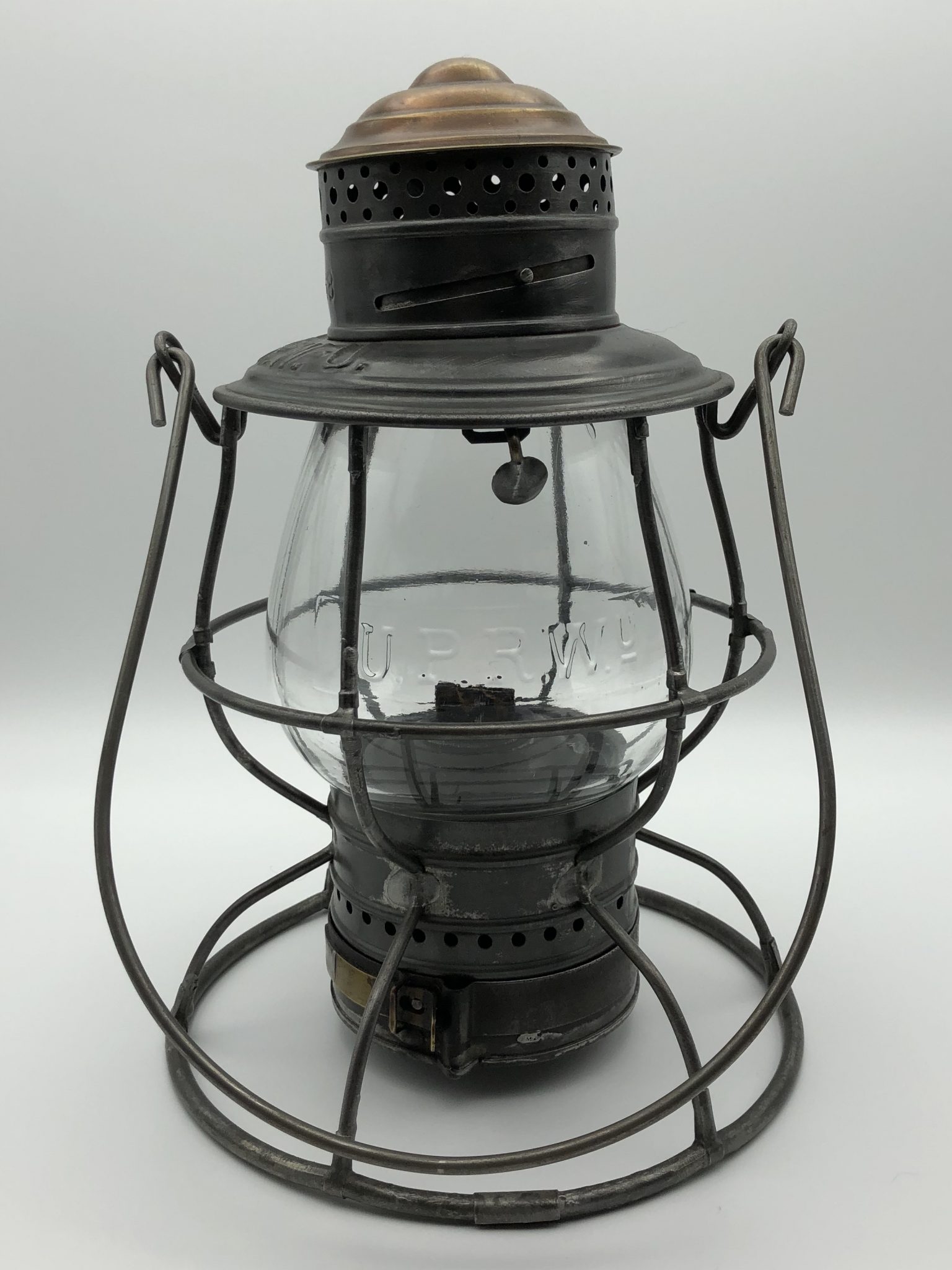 uprw-u railroad lantern-union pacific railway-utah division-railroadiana-antique