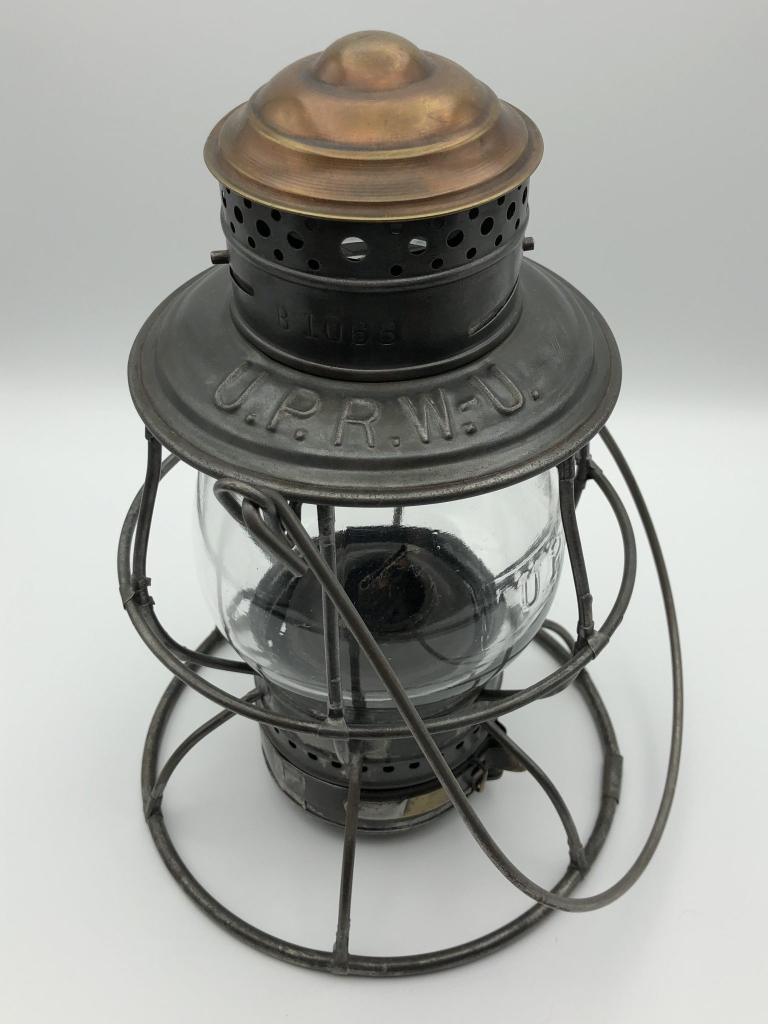 uprw-u railroad lantern-union pacific railway-utah division-railroadiana-antique