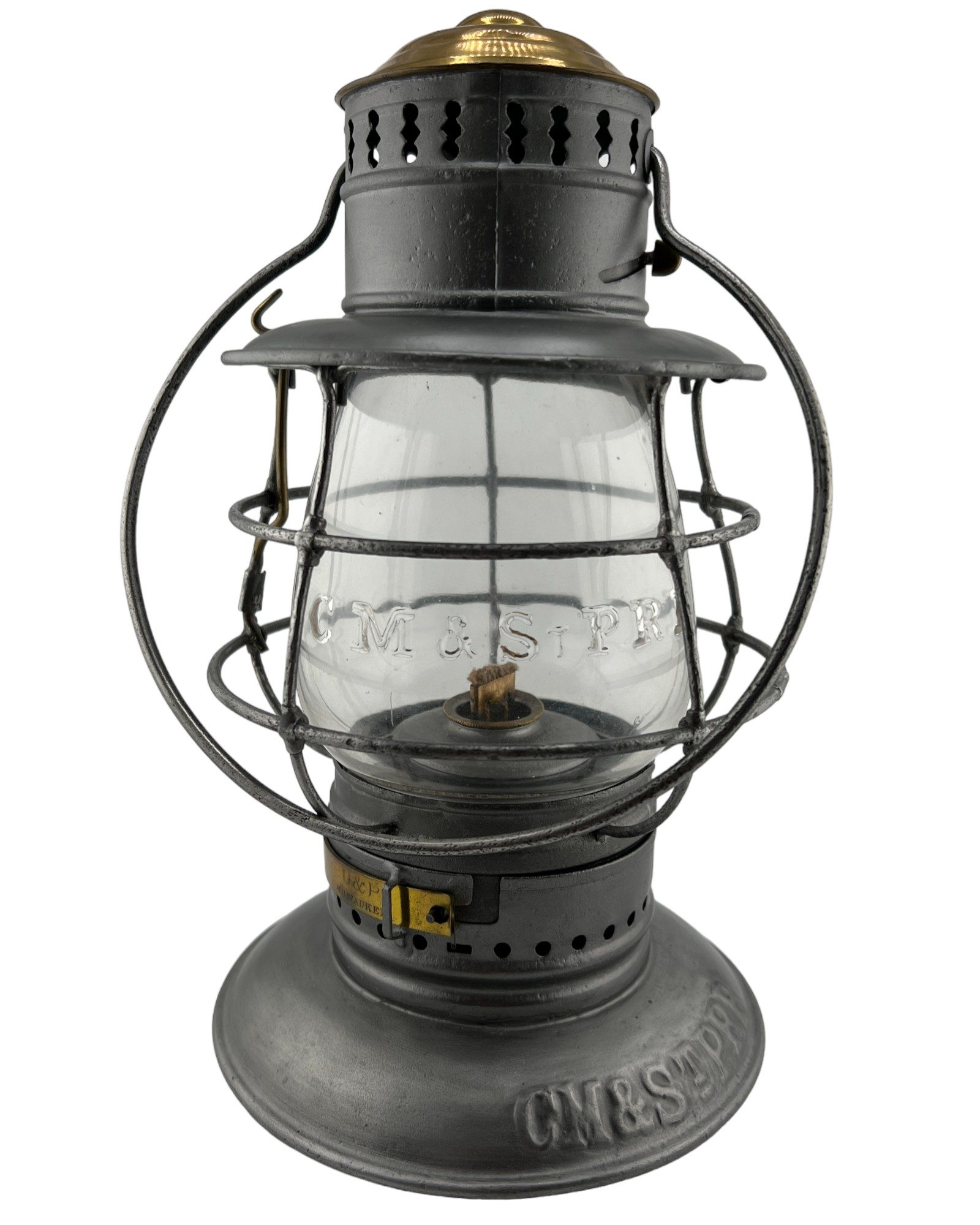 railroad lantern 126 overall-Photoroom