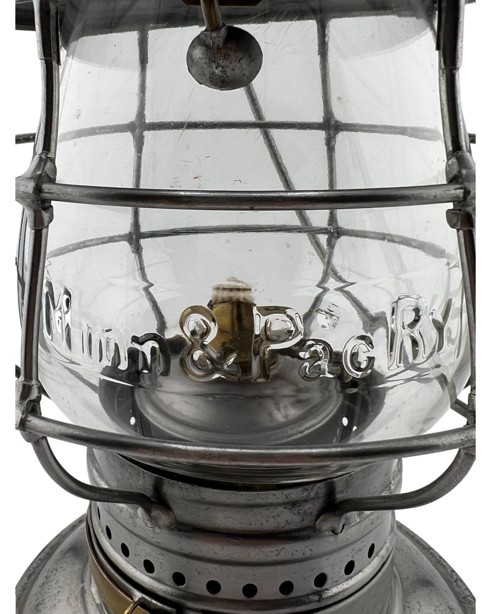 railroad lantern 34 globe-Photoroom